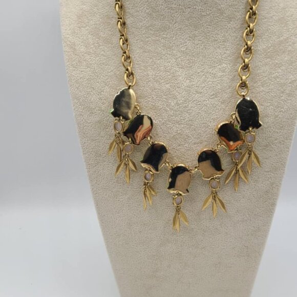 J Crew Peach Green Resin Gold Tone with Fringe Statement Necklace - Picture 3 of 10